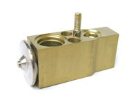 Détendeur de climatisation. Porsche Boxster / Cayman / 996 / 997 - 99657392900, 99657392901 - URO-001759, 05103933AA, 1298300184, 1688300084, 1688300284, 2028300184, 2108300084, 2108300184, 9018300084, A1298300184, A1688300084, A1688300284, A2028300184, A2108300084, A2108300184, A9018300084, 3130982, 508643, 38814, 8UW351239021, 840540N, V30770141, TSP0585015, TSP0585046, 30001093, 30001111, 8881100049, MS1093, MS1111, DVE17003, DVE17005, 8881100050, 43130100, 509493, KTT140008, 04883, AVE89000P, 999238, V30770019