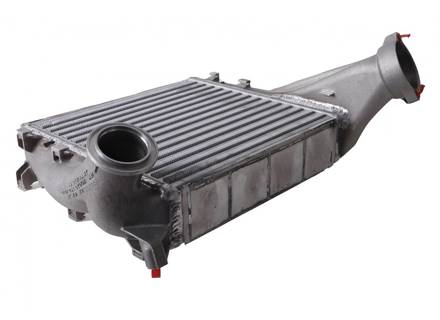 Radiator intercooler Links. Porsche 955 Cayenne turbo S - 95511080341