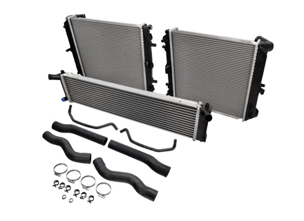 Frontkühler- und Leitungssatz für Wasserkühlung. Passend für Porsche 996 C2/C4 Automatik/Tiptronic. - 99610662255, 99610662654, 99610613753, 99610613853, 9961066558, 99610666656, 99610613151, 99610613150, 99610613251, 99610603750, 99610603751, 99610603752, 99610603753