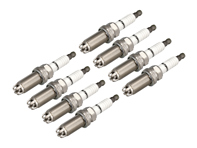 Bougies d'allumage (lot de 8). Porsche 957 Cayenne / 958 Cayenne / Panamera V8 - 99917013090