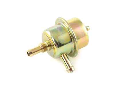 Regulador de presión de combustible, 3,0 bar. Porsche 912E 1975-76 - 022906035 - 8116007700