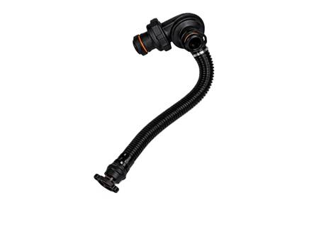 Conduite de ventilation du carter du séparateur air/huile. Porsche 957 Cayenne Turbo 2007-2010 - 94810722951