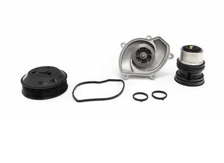 Kit de bomba de agua, termostato y polea. Porsche 970 Panamera 2 / Panamera 4 - 94610603300, 94810609101, 94810603404