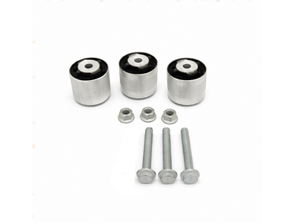 Supports et boulons (jeu de 3) pour la transmission finale de l'essieu avant. Porsche Cayenne 955 / 957 - 95534933700