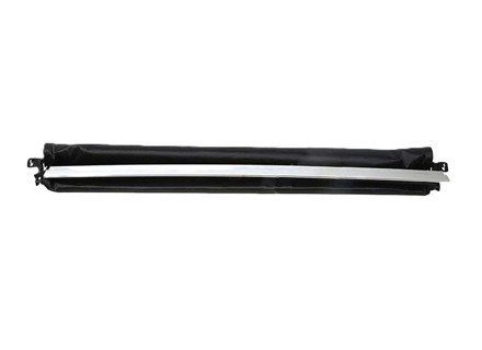 黑色玻璃车顶卷帘。适用于 2012-2017 款保时捷 958 Cayenne。 - 958562307020A3